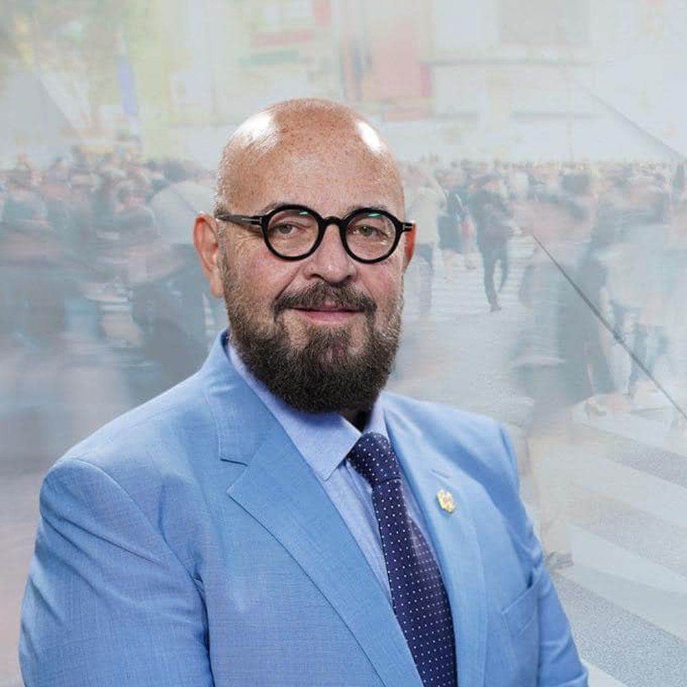 Piedone nu candidează la Primăria Capitalei şi îl susţine pe Daniel Băluţă